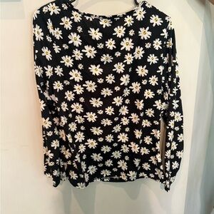 Daisy Floral Black Women's Top-3XL- Like New- Shein